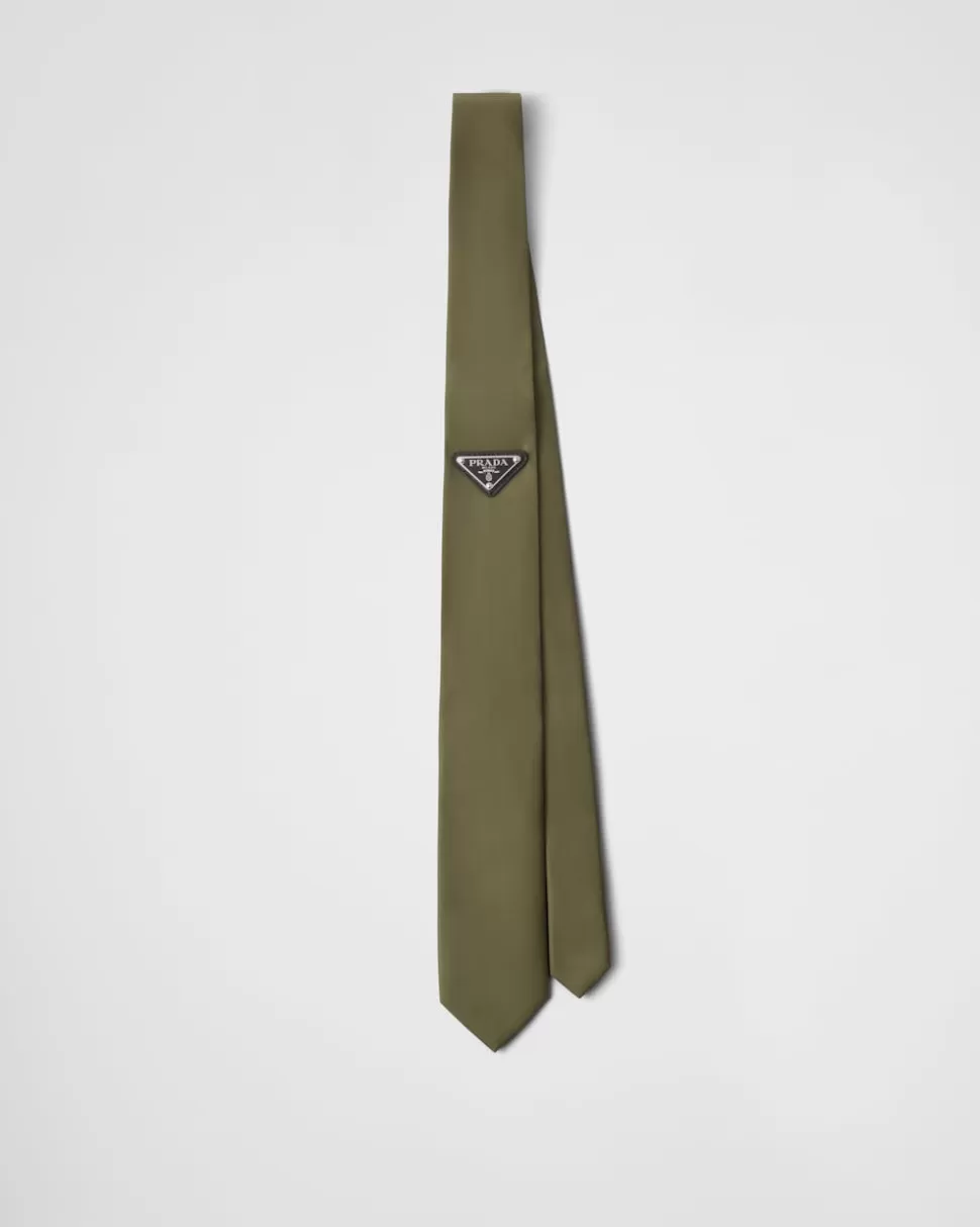 Prada Corbata En Gabardina De Re-nylon^Hombre COLECCIÓN MASCULINA | CORBATAS Y PAJARITAS