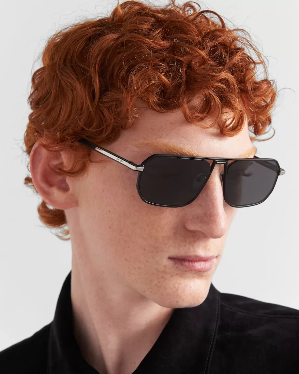 Prada Gafas De Sol Con Una Icónica Placa De Metal^Hombre GAFAS DE SOL