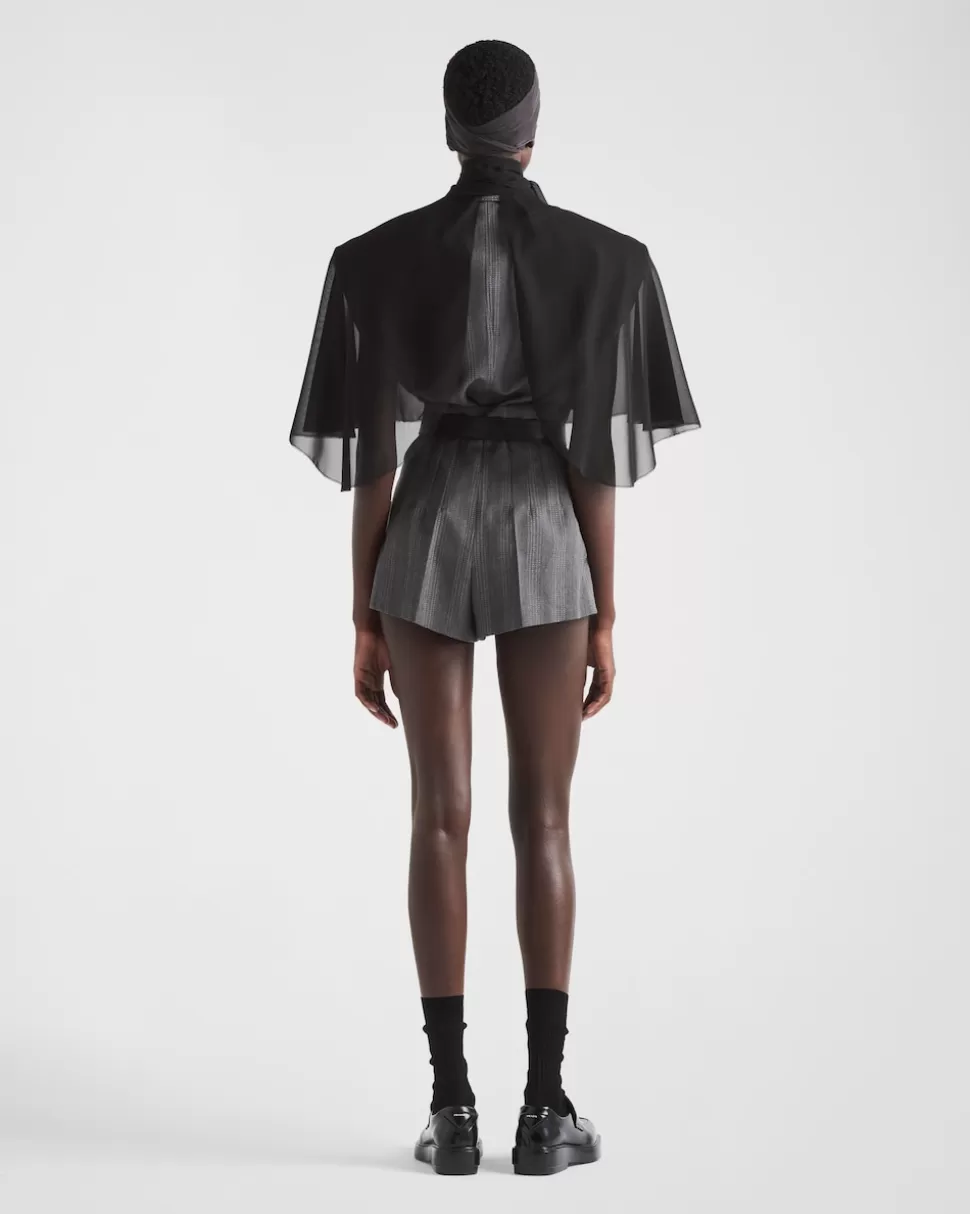 Prada Pantalones Cortos De Lana Con Raya Diplomática^Mujer PANTALONES LARGOS Y CORTOS