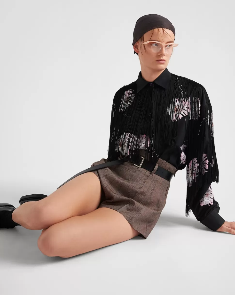 pantalones_cortos_de_lana_con_raya_diplomtica_282368.webp Prada Pantalones Cortos De Lana Con Raya Diplomática^Mujer PANTALONES LARGOS Y CORTOS